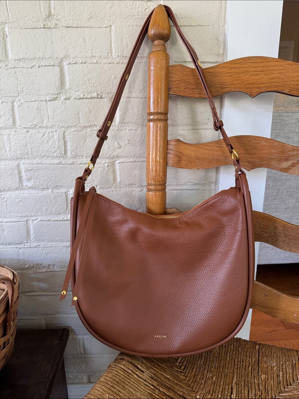 Aallyn Marley Hobo in Cognac